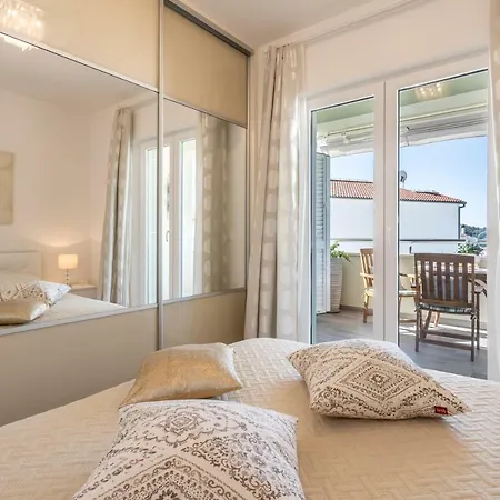 Apartment Luxury Dalia